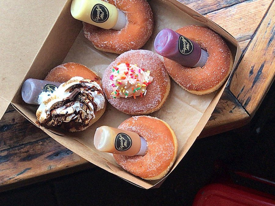 top-10-dessert-places-in-illinois-the-sterling